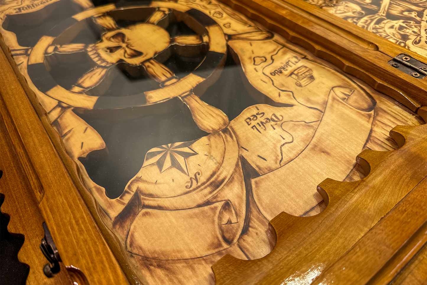 Exclusiv: "Cârmă Aventurilor" 66x66 cm