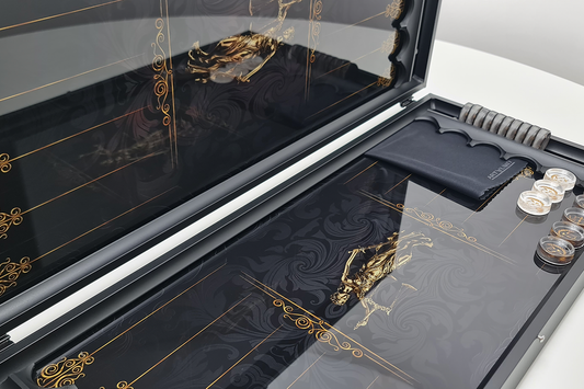 Exclusive: "Justiția Eternă" din sticlă securizată