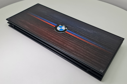 Exclusive: „BMW Heritage” – joc de table din furnir de stejar
